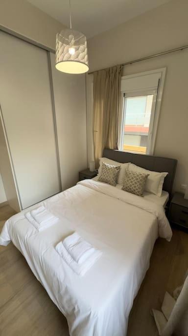 New Center Apartment Near Metro Athens Luaran gambar