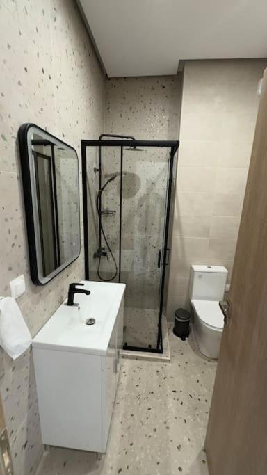 New Center Apartment Near Metro Athens Luaran gambar