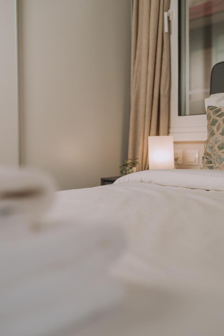 New Center Apartment Near Metro Athens Luaran gambar